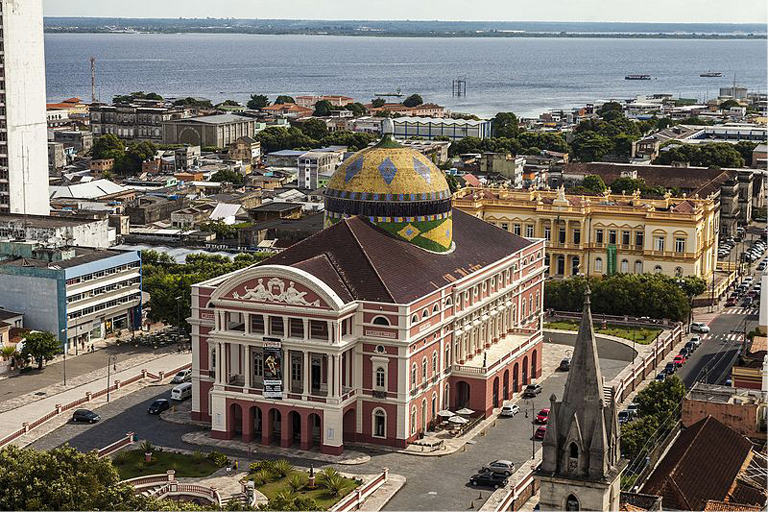 Uma imagem contendo edifício, céu, ao ar livre, cidade

Descrição gerada automaticamente